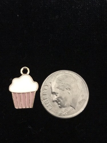 Cupcake enamel bangle - cupcake, pendant